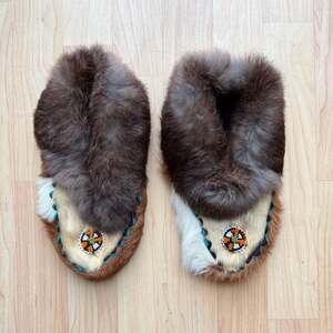 Vintage Native Handcrafted Real Fur Hair and Leather Moccasins Beaded Moccasin S
